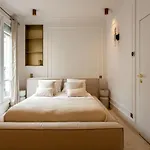 Elysee Prestige - Luxury Home Near Champs Elysees